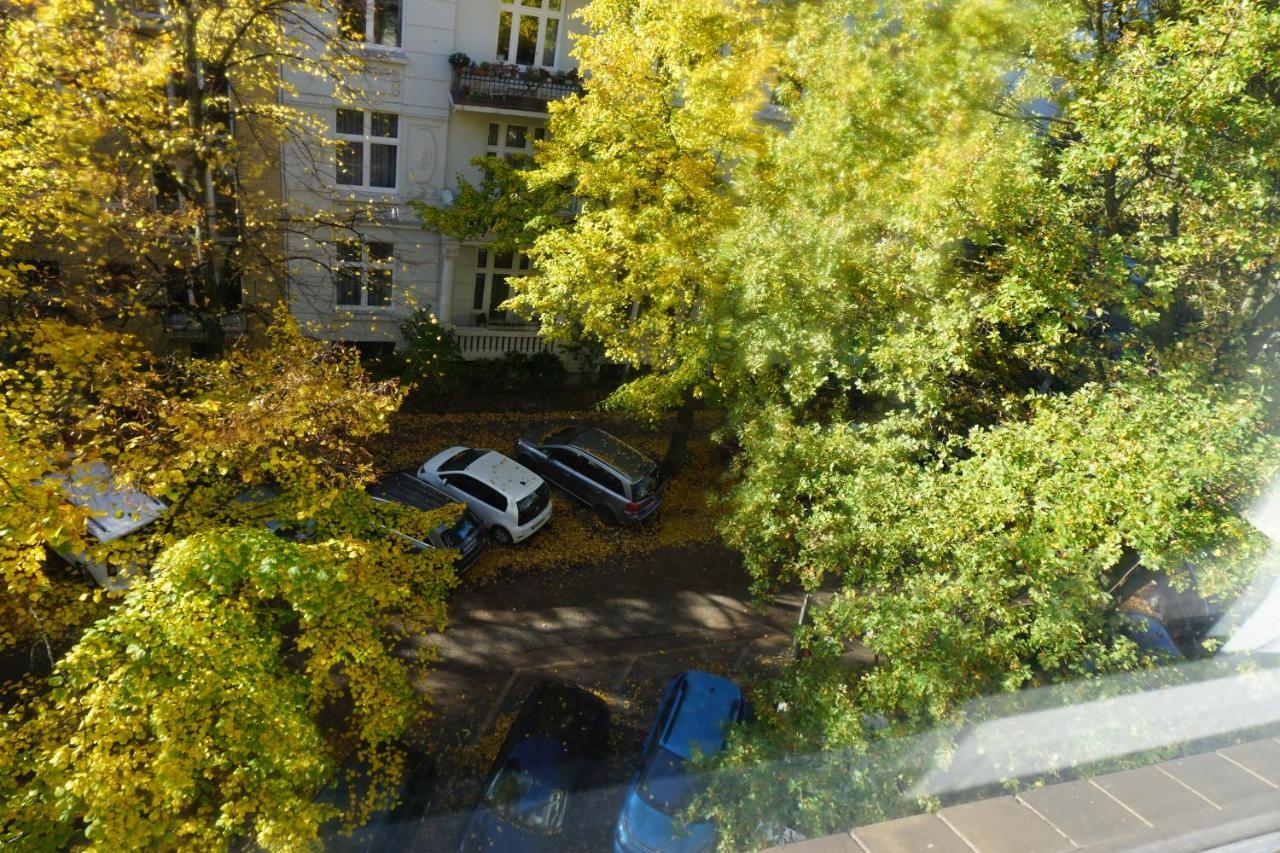 Alster Hamburg - Saniertes Und Moebliertes Apartment Mit Bad Und Kueche Hamburgo Exterior foto